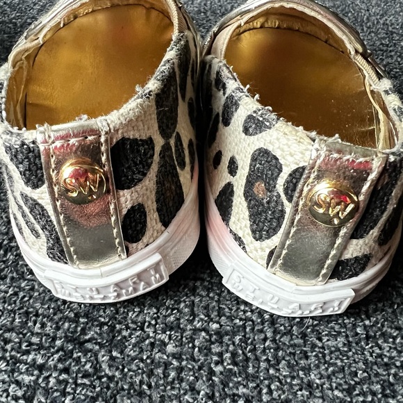 Stuart Weitzman Baby Nuggets Caramel Cheetah Shoes - Picture 5 of 10